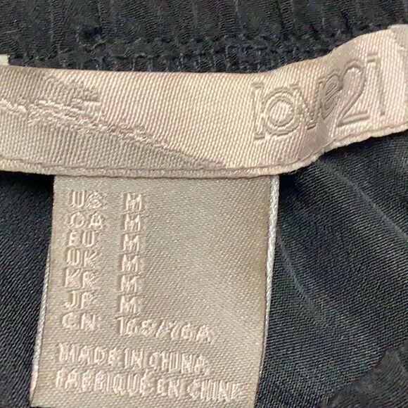 Womens Forever 21 Sequin Running Gym Style Active‎ Shorts - Picture 3 of 7